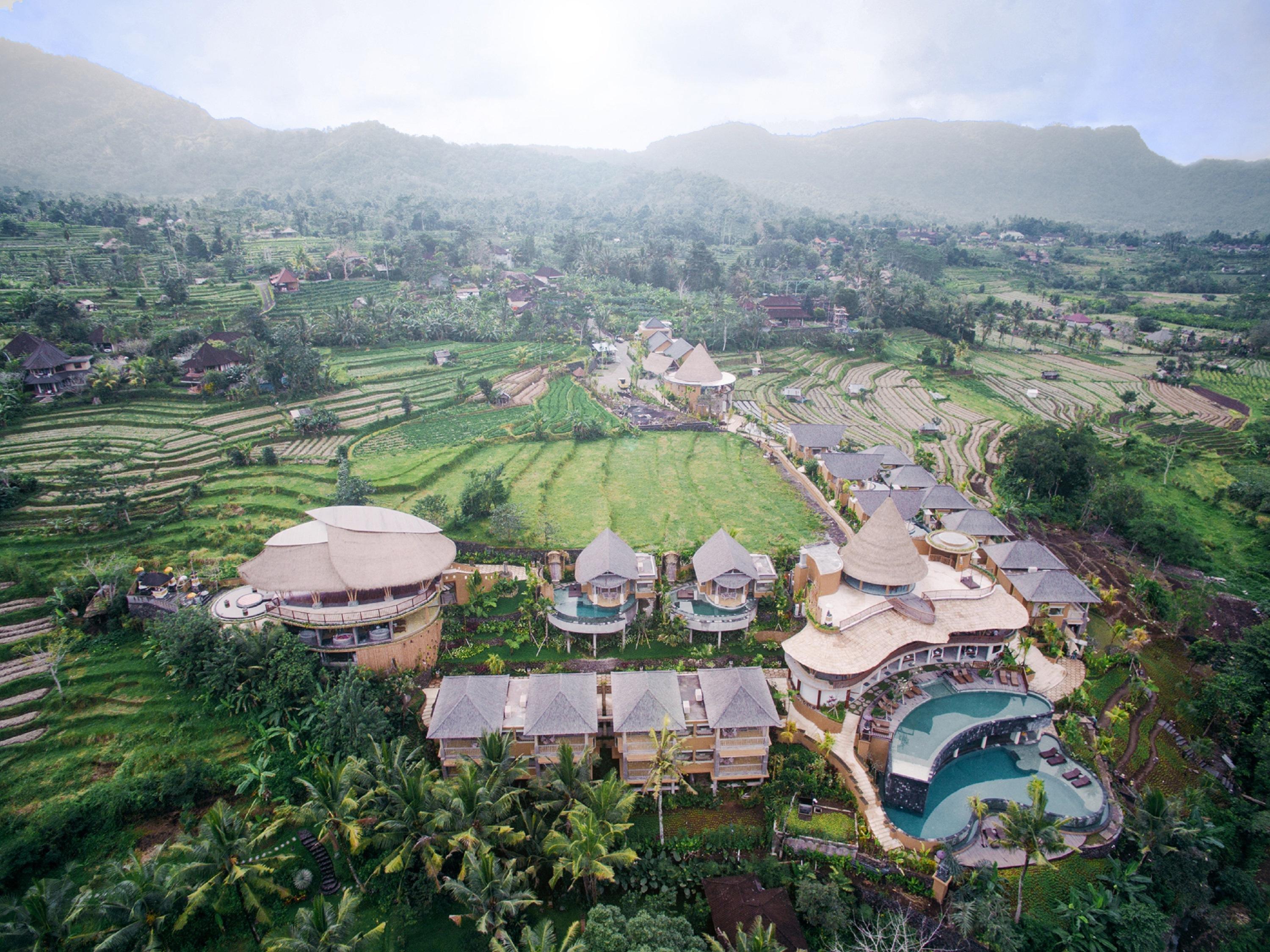 מלון Wapa Di Ume Sidemen מראה חיצוני תמונה Aerial view of the resort